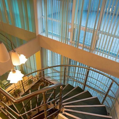 Hotel Kapri Yambol ภายนอก รูปภาพ